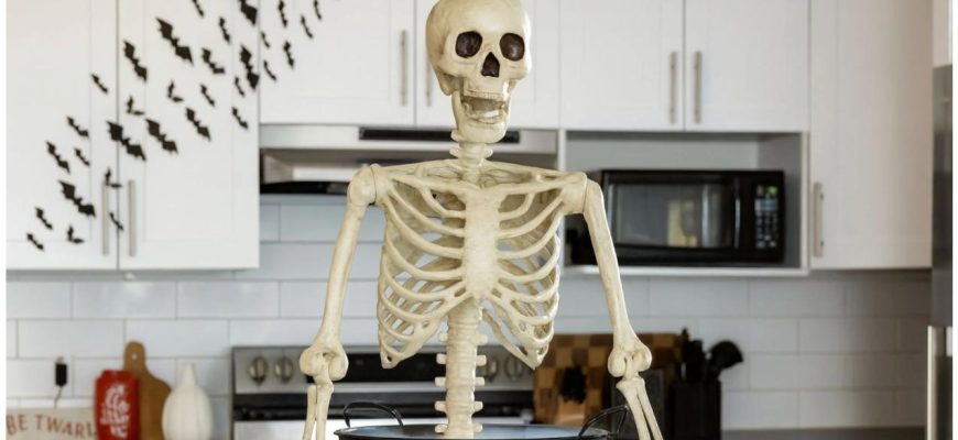 Как подготовиться к вечеринке на Хэллоуин: идеи декора, костюмов и угощений