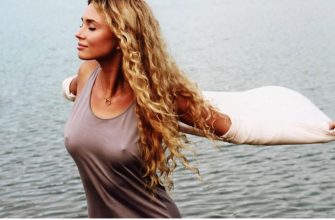 Модный тренд ходить без бюстгальтера