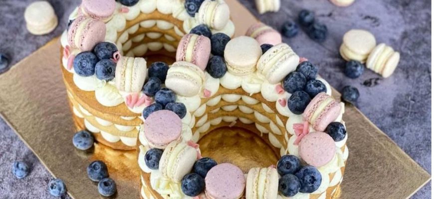 Як прикрасити торт кондитерськими блискітками вдома